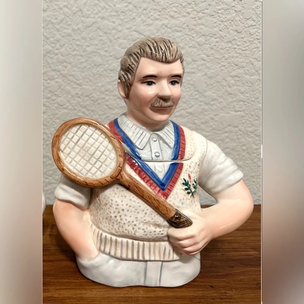 Set of 2 Fitz and Floyd Tennis Tea Pot‎ 1994  Man and Woman Tennis